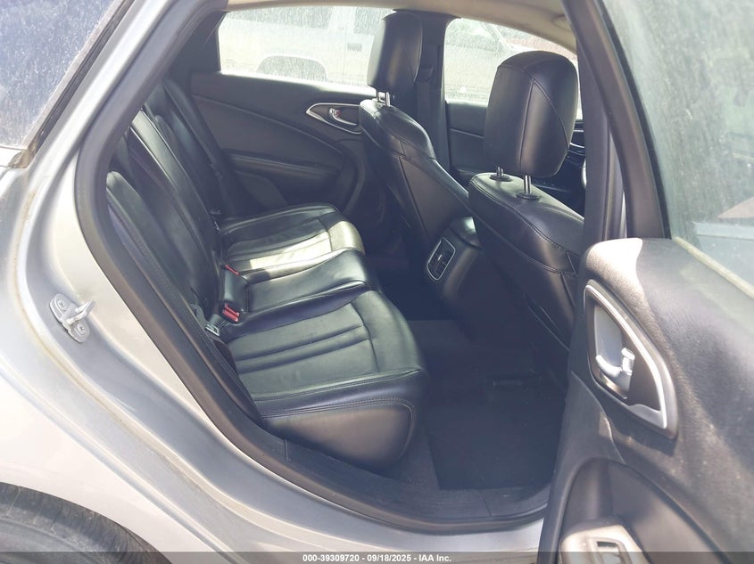 2015 Chrysler 200 C VIN: 1C3CCCCG5FN515400 Lot: 39309720