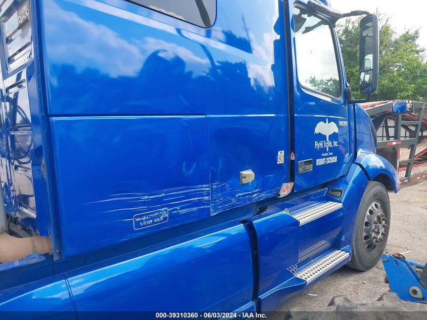 2020 Volvo Vnl VIN: 4V4NC9EH2LN237813 Lot: 39310360
