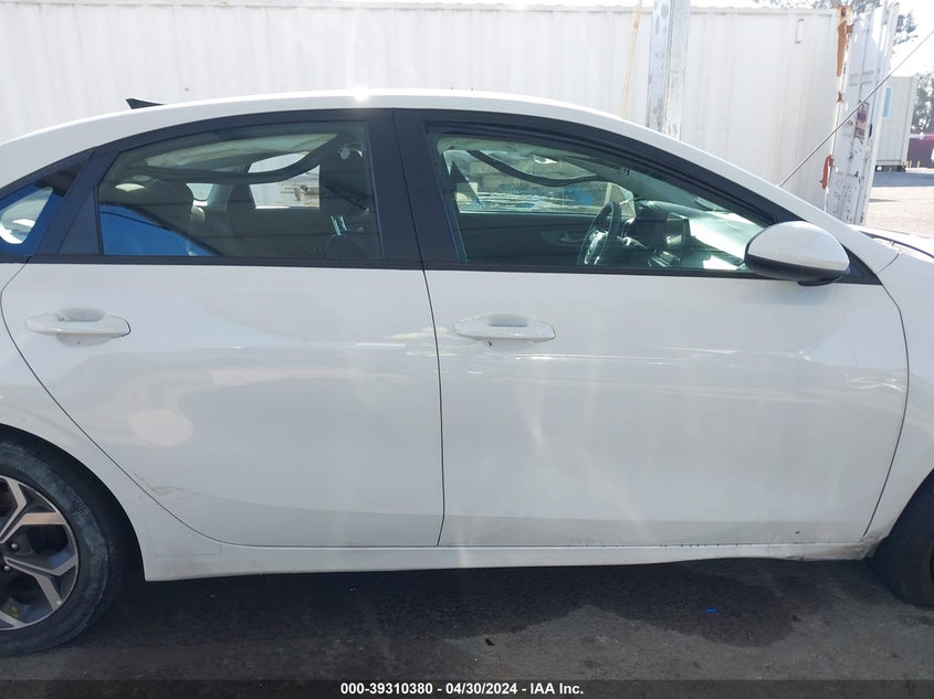 VIN 3KPF24AD3ME290261 2021 KIA FORTE LXS