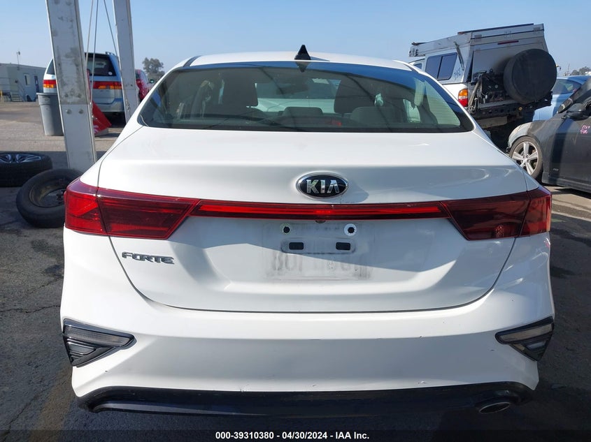VIN 3KPF24AD3ME290261 2021 KIA FORTE LXS