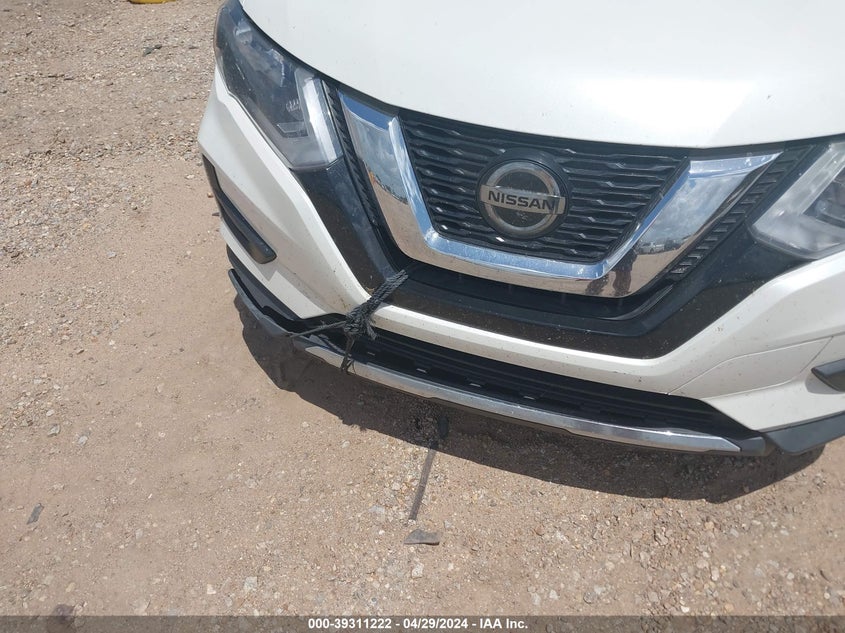 2018 NISSAN ROGUE SV - KNMAT2MT0JP557494
