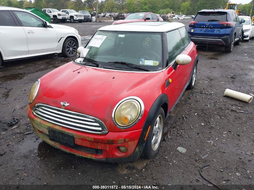 2009 Mini Cooper VIN: WMWMF33589TW77007 Lot: 39311572