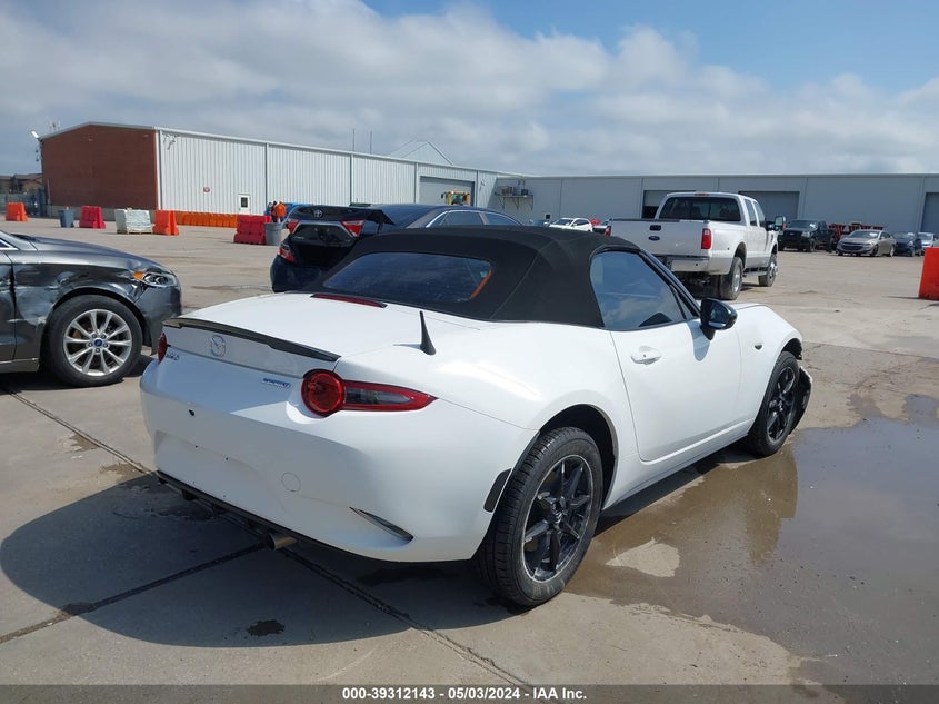 2021 Mazda Mx-5 Miata Sport VIN: JM1NDAB75M0452588 Lot: 39312143
