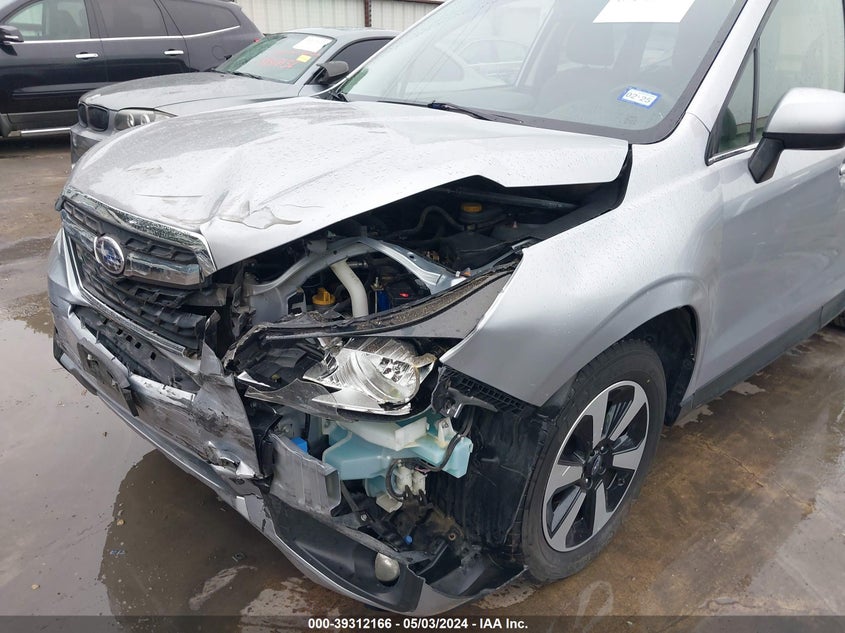 VIN JF2SJAJC2HH492131 2017 SUBARU FORESTER 2.5I LIMITED