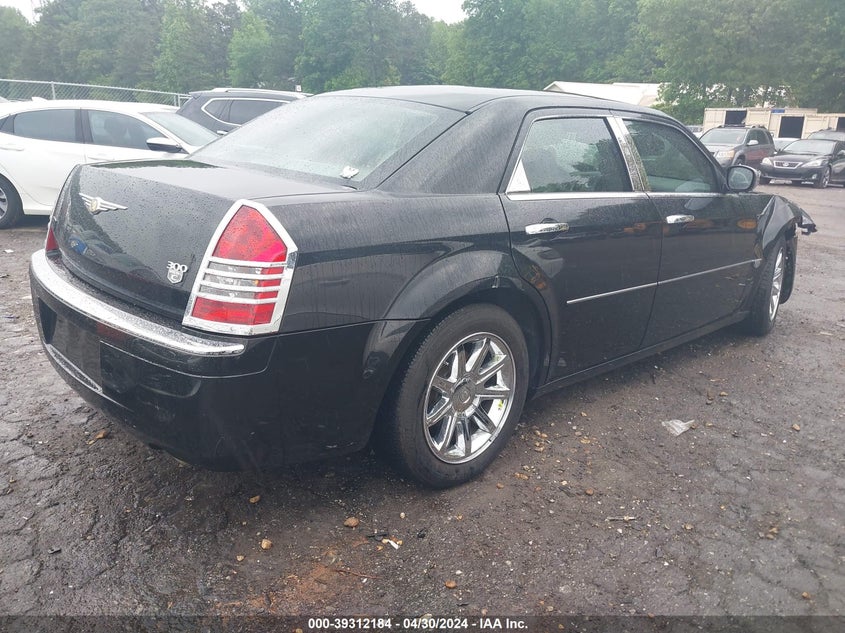 2006 Chrysler 300C VIN: 2C3KA63H46H318982 Lot: 39312184