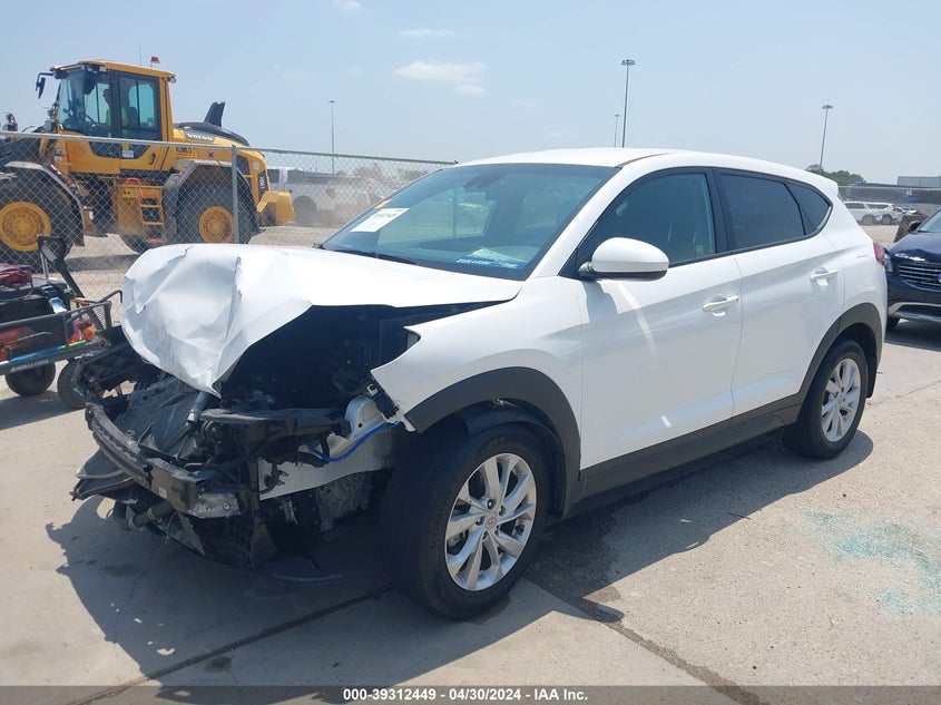 VIN KM8J23A42LU076121 2020 HYUNDAI TUCSON SE