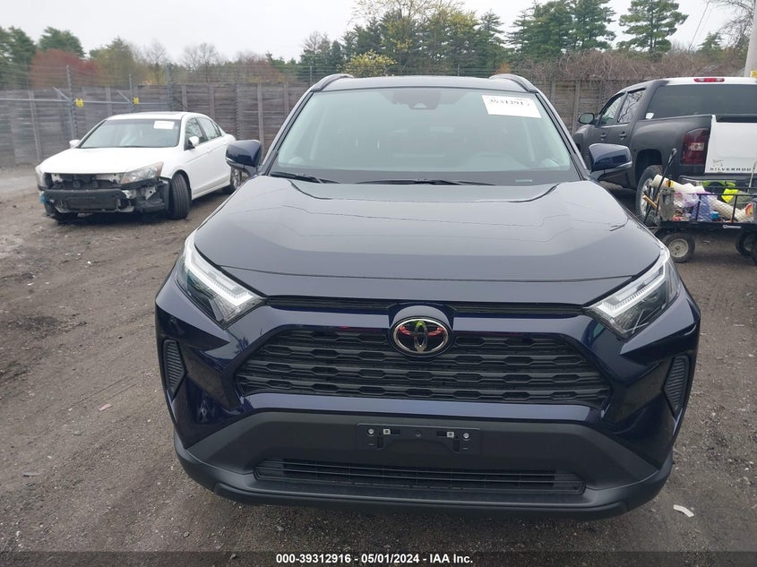 2024 TOYOTA RAV4 XLE - 2T3P1RFV3RW443402
