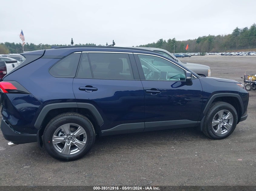 2024 TOYOTA RAV4 XLE - 2T3P1RFV3RW443402