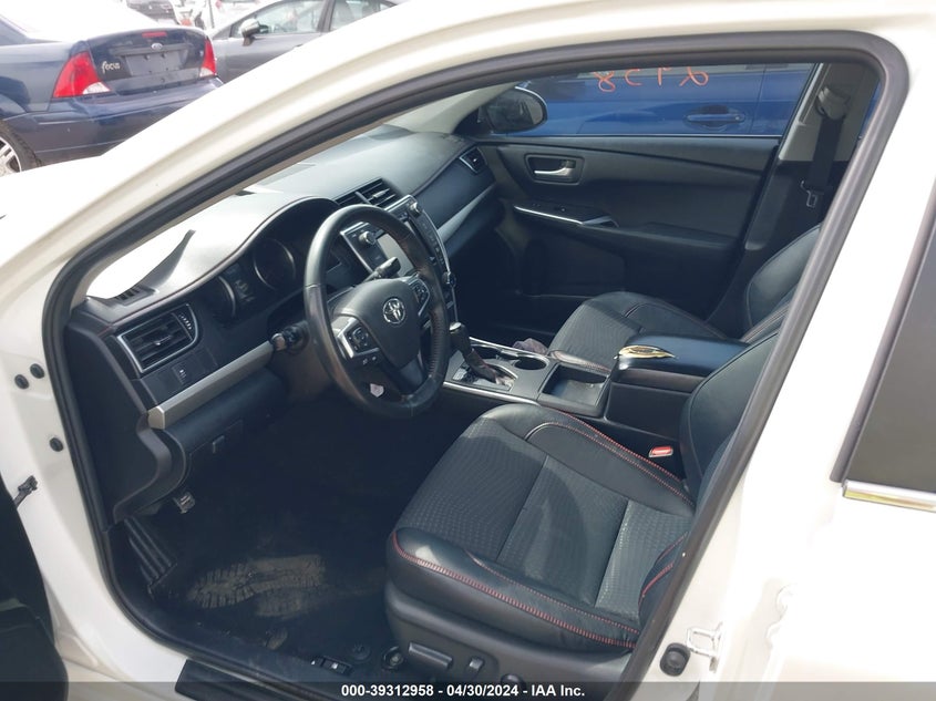 2015 TOYOTA CAMRY SE - 4T1BF1FK2FU101656