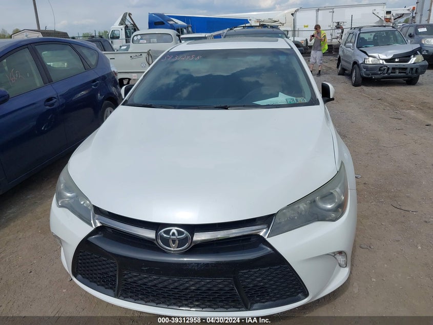 2015 TOYOTA CAMRY SE - 4T1BF1FK2FU101656
