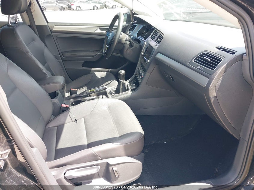 2015 VOLKSWAGEN GOLF SPORTWAGEN TDI S 4-DOOR - 3VWFA7AU7FM508955