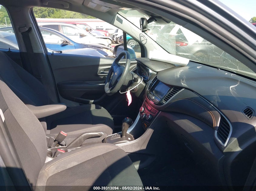 VIN 3GNCJKSB8LL230128 2020 CHEVROLET TRAX FWD LS