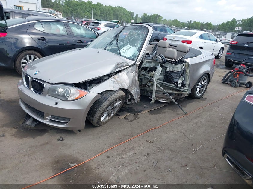 2008 BMW 128I VIN: WBAUL73508VJ74008 Lot: 39313609