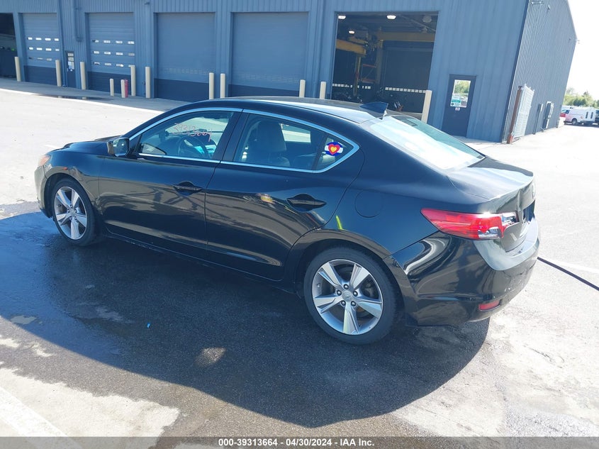 2013 Acura Ilx 2.0L VIN: 19VDE1F76DE011202 Lot: 39313664