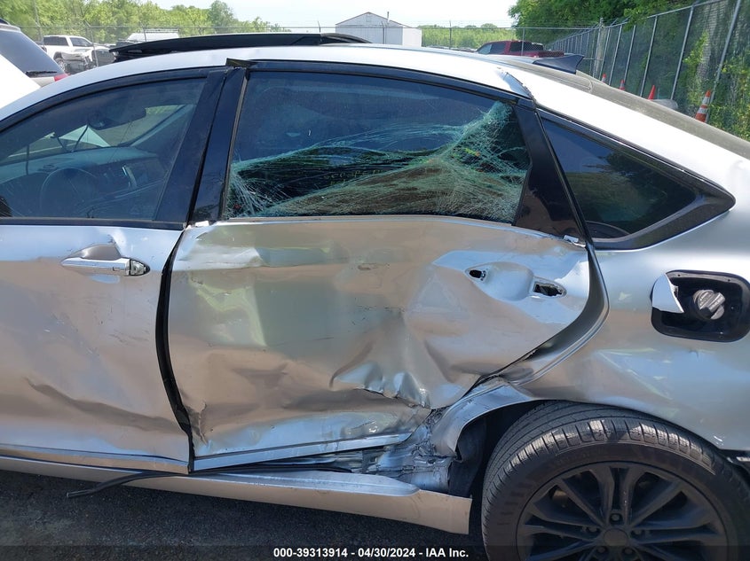 2015 HYUNDAI GENESIS 3.8 - KMHGN4JE6FU050528