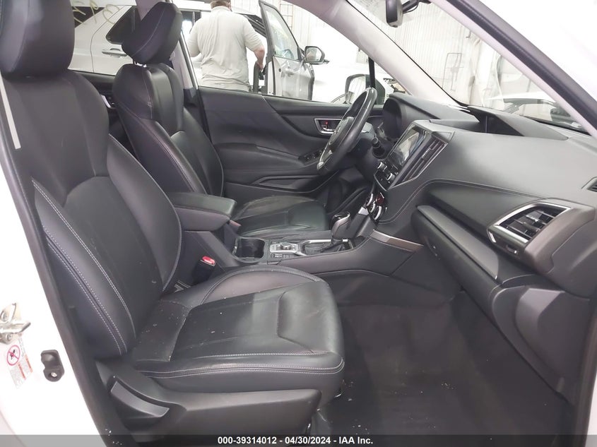 2019 SUBARU FORESTER LIMITED - JF2SKASC8KH411751