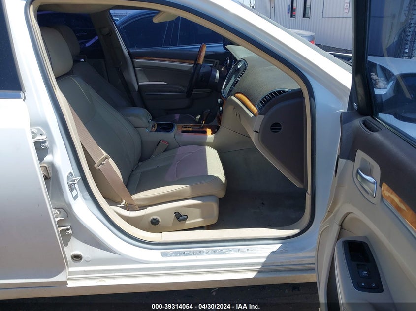 2012 Chrysler 300C VIN: 2C3CCAET8CH279702 Lot: 39314054