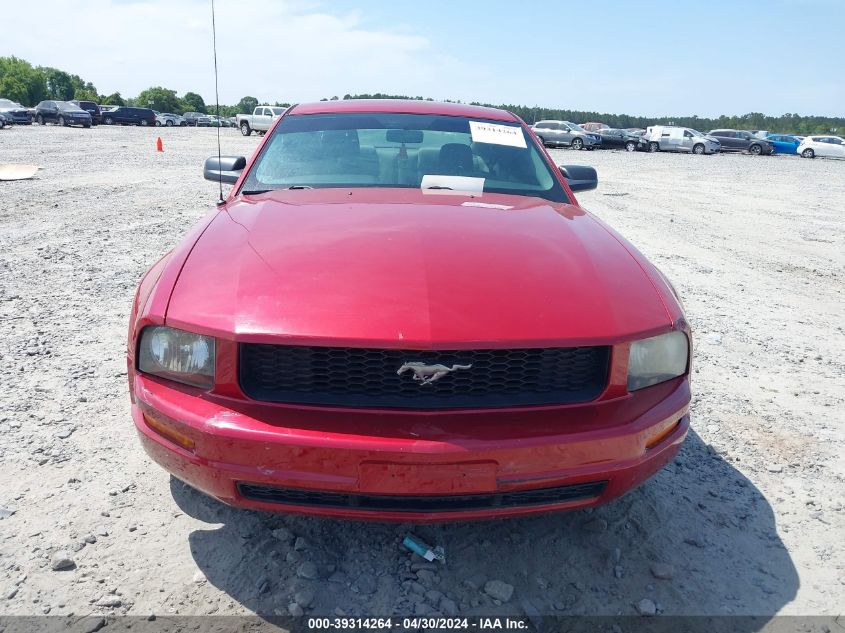 2008 Ford Mustang V6 Deluxe/V6 Premium VIN: 1ZVHT80N085102852 Lot: 39314264