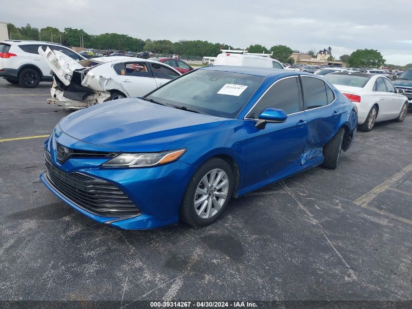 4T1B11HK7KU235729 2019 TOYOTA CAMRY - Image 2