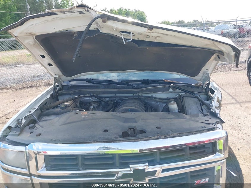 2014 CHEVROLET SILVERADO 1500 2LT - 3GCUKREC2EG248725