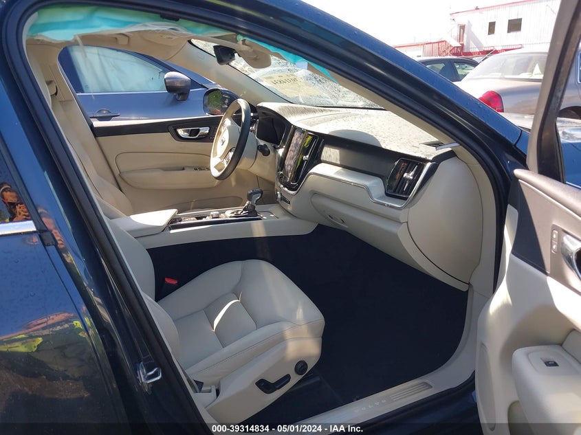VIN LYV102RKXKB350892 2019 VOLVO XC60 T5