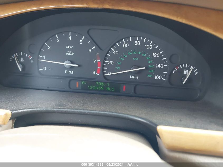 2000 Jaguar S-Type 4.0L V8 VIN: SAJDA01D5YGL47764 Lot: 39314885