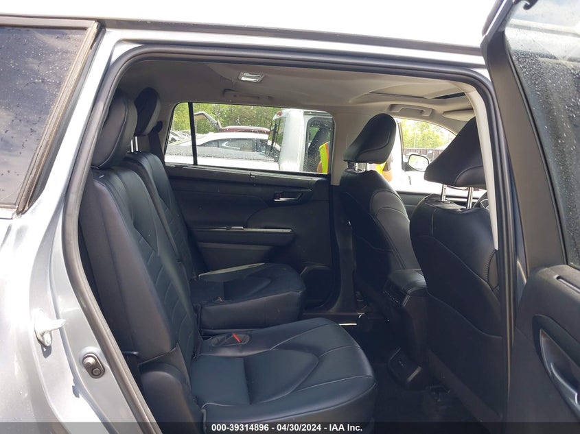 VIN 5TDKDRAH5PS521065 2023 TOYOTA HIGHLANDER XLE