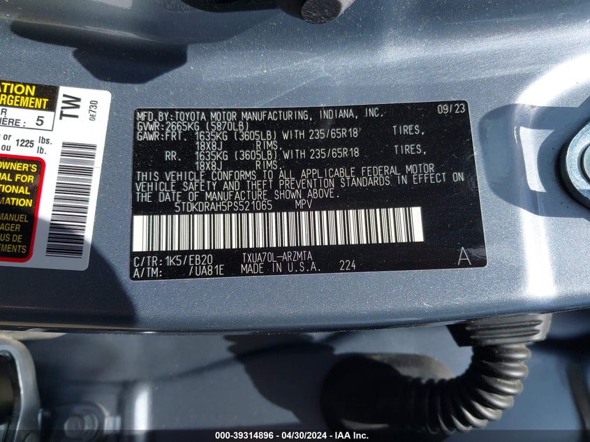 VIN 5TDKDRAH5PS521065 2023 TOYOTA HIGHLANDER XLE