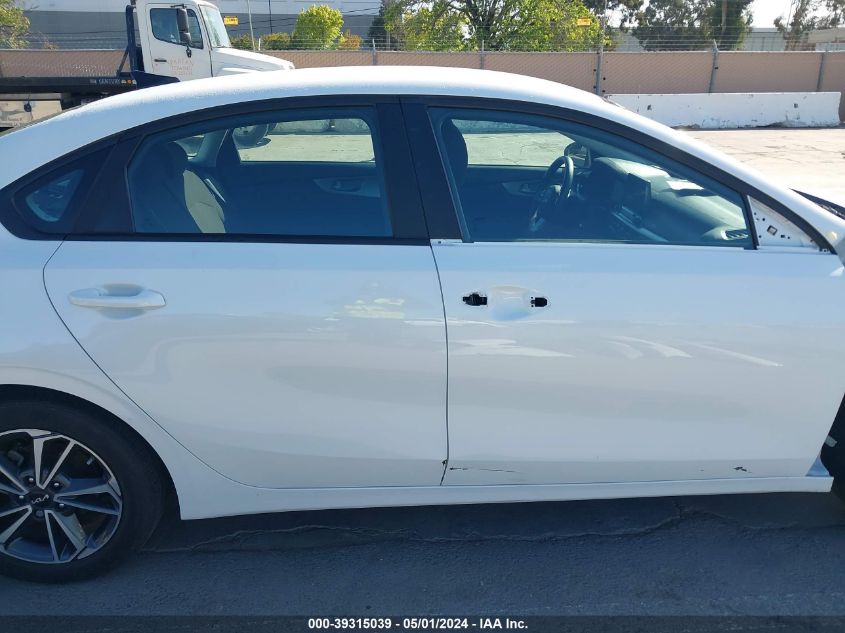 2022 Kia Forte Lxs VIN: 3KPF24AD6NE461540 Lot: 39315039