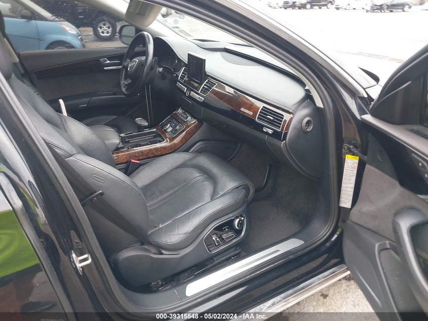 2015 Audi A8 L 3.0T VIN: WAU3GAFD0FN000985 Lot: 39315548