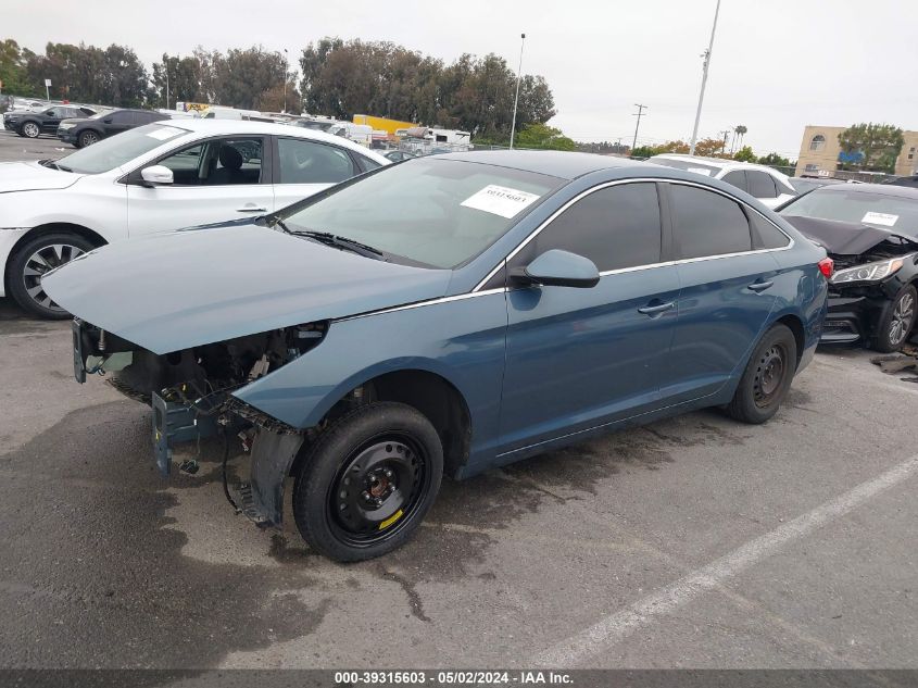 5NPE24AF7HH574927 2017 HYUNDAI SONATA - Image 2