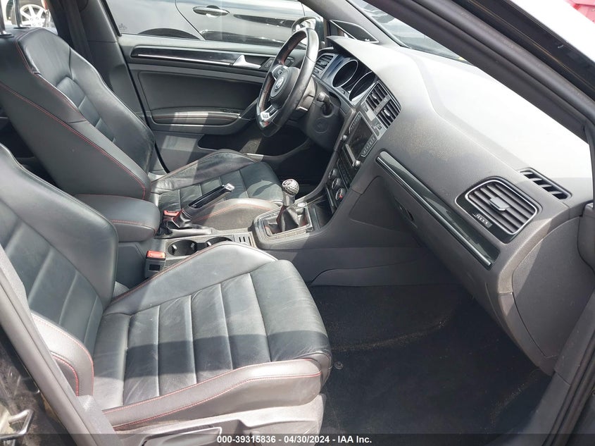 2016 VOLKSWAGEN GOLF GTI SE 4-DOOR - 3VW5T7AU0GM005579