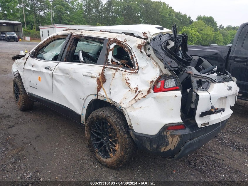 VIN 1C4PJMLB1KD181394 2019 JEEP CHEROKEE LATITUDE PLUS 4X4