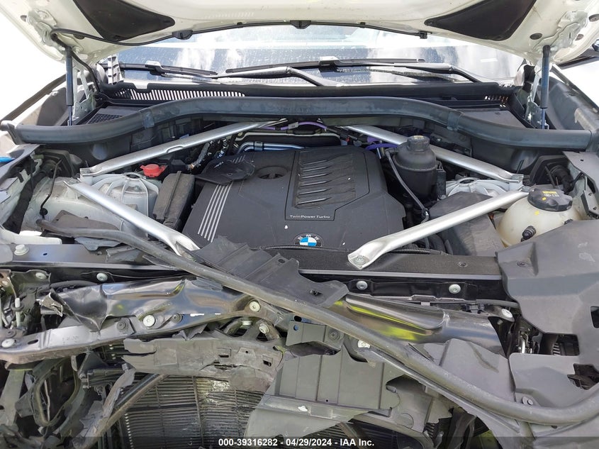 2022 BMW X5 VIN: 5UXCR4C00N9K56646