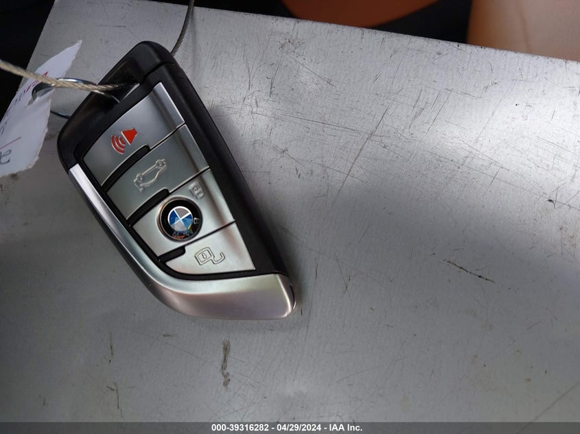 2022 BMW X5 VIN: 5UXCR4C00N9K56646