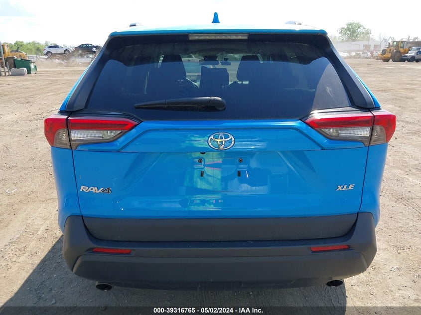 2019 TOYOTA RAV4 XLE - 2T3W1RFV8KW031817