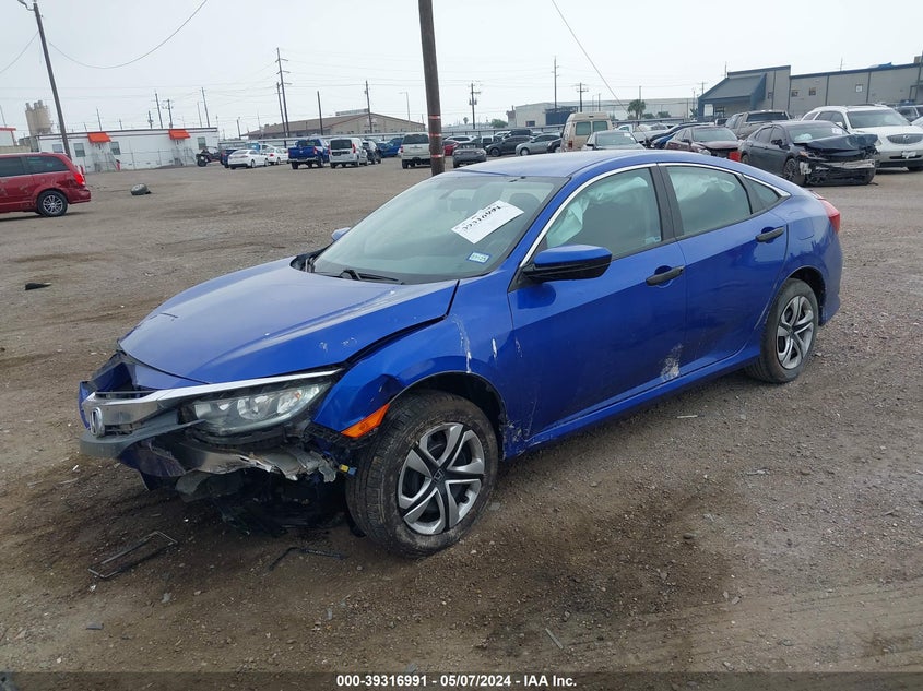 VIN 19XFC2F59JE200867 2018 HONDA CIVIC LX