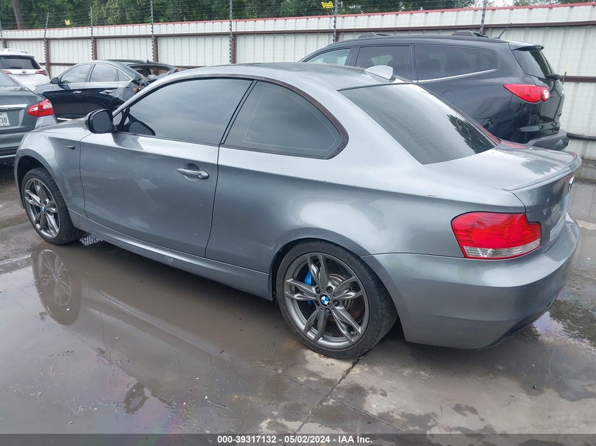 2010 BMW 135I VIN: WBAUC7C50AVK81047 Lot: 39317132