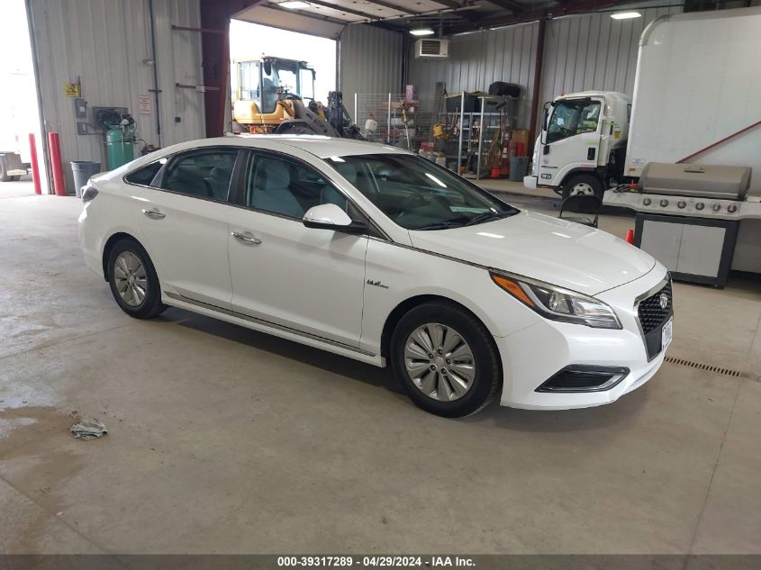 2016 Hyundai Sonata Hybrid Se VIN: KMHE24L15GA037265 Lot: 40752675