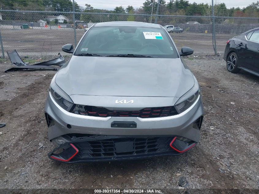 2022 Kia Forte Gt-Line VIN: 3KPF54AD0NE425267 Lot: 39317354