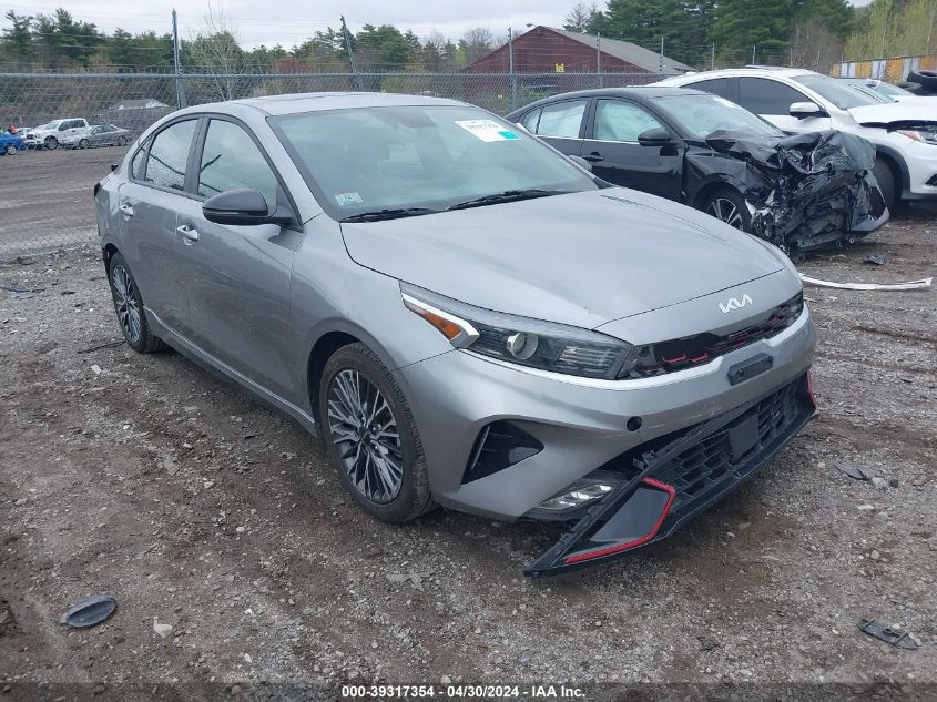 2022 Kia Forte Gt-Line VIN: 3KPF54AD0NE425267 Lot: 39317354