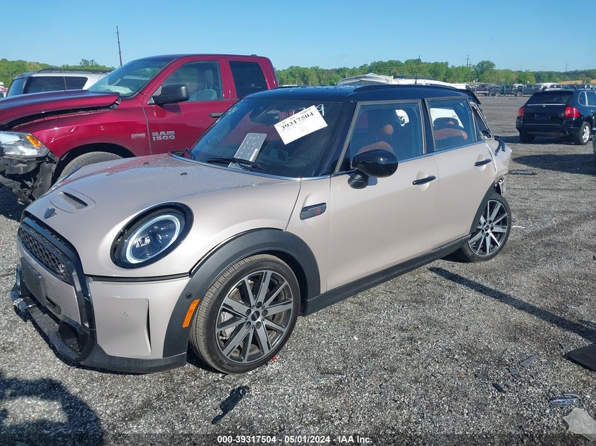2024 Mini Hardtop Cooper S VIN: WMW53DK05R2U41719 Lot: 39317504