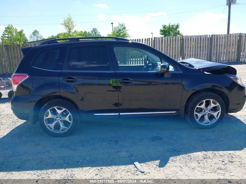 VIN JF2SJAWC7JH602332 2018 SUBARU FORESTER 2.5I TOURING
