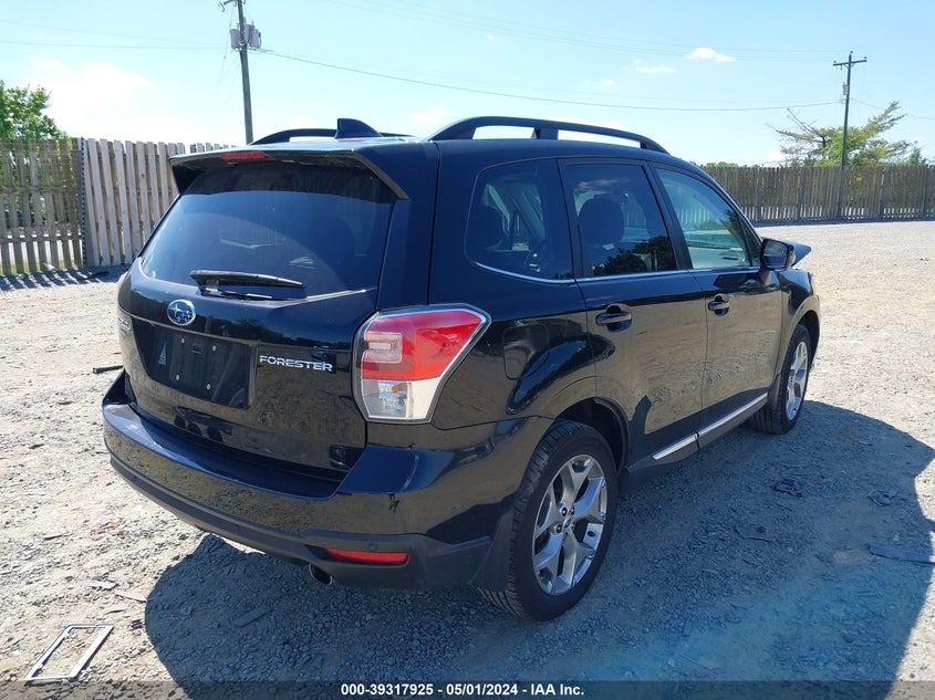 VIN JF2SJAWC7JH602332 2018 SUBARU FORESTER 2.5I TOURING