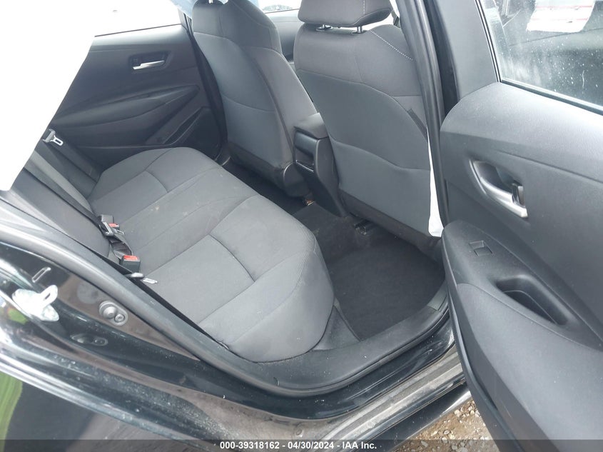VIN 5YFEPRAE6LP117320 2020 TOYOTA COROLLA LE