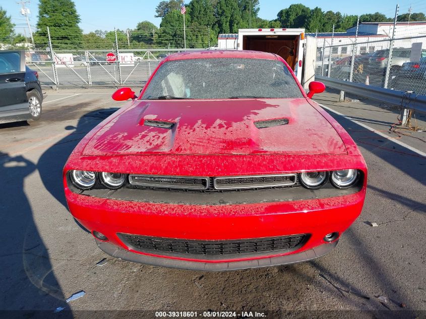 2015 Dodge Challenger R/T VIN: 2C3CDZAT1FH712167 Lot: 39318601