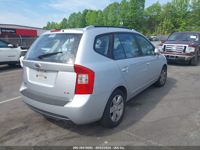 2007 Kia Rondo Lx VIN: KNAFG525977060918 Lot: 39319093