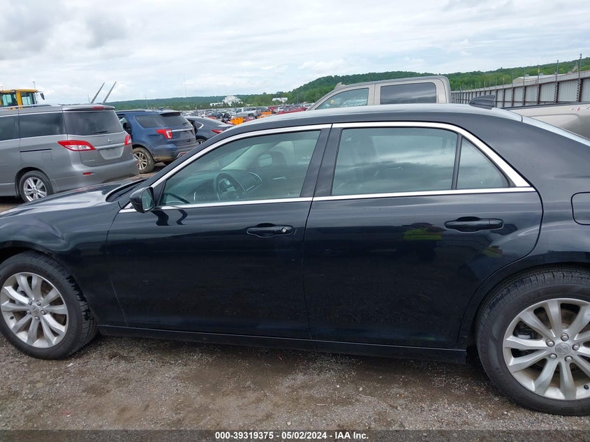 2016 CHRYSLER 300 LIMITED - 2C3CCARGXGH148161