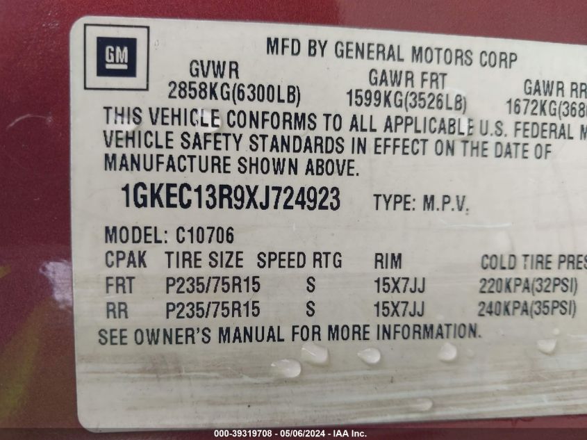 1999 GMC Yukon Sle VIN: 1GKEC13R9XJ724923 Lot: 39319708