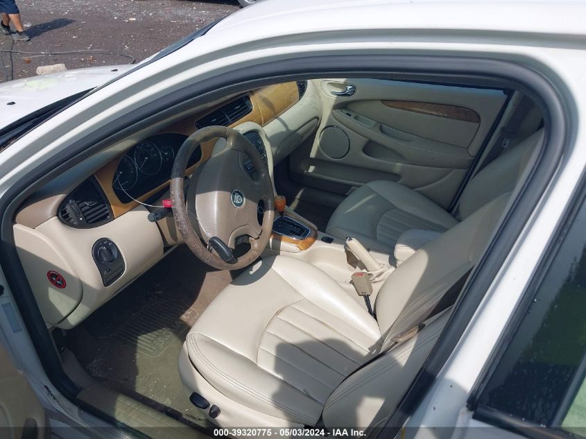 2002 Jaguar X-Type 3.0L VIN: SAJEA51C62WC73604 Lot: 39320775